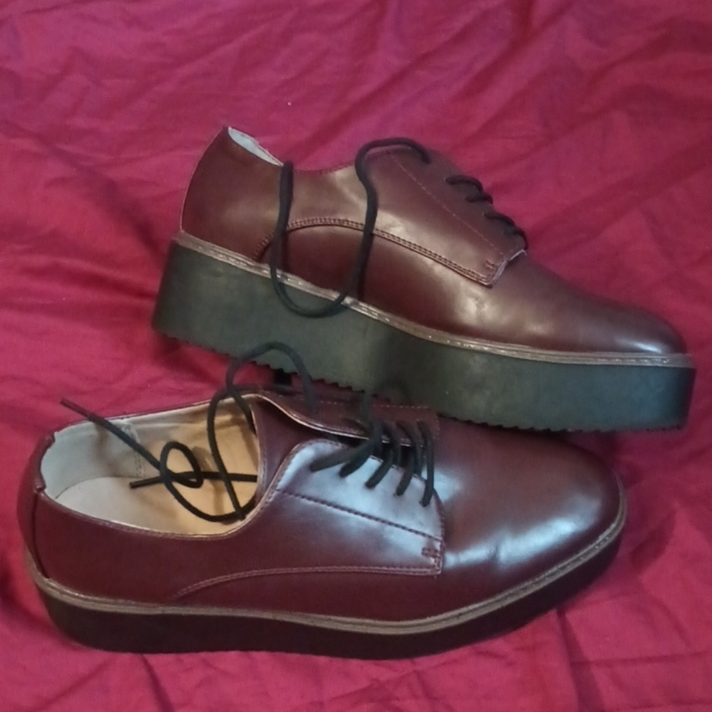 Madden Girl Burgundy Leather Women's Shoes Size 10 M Man Made Stylish